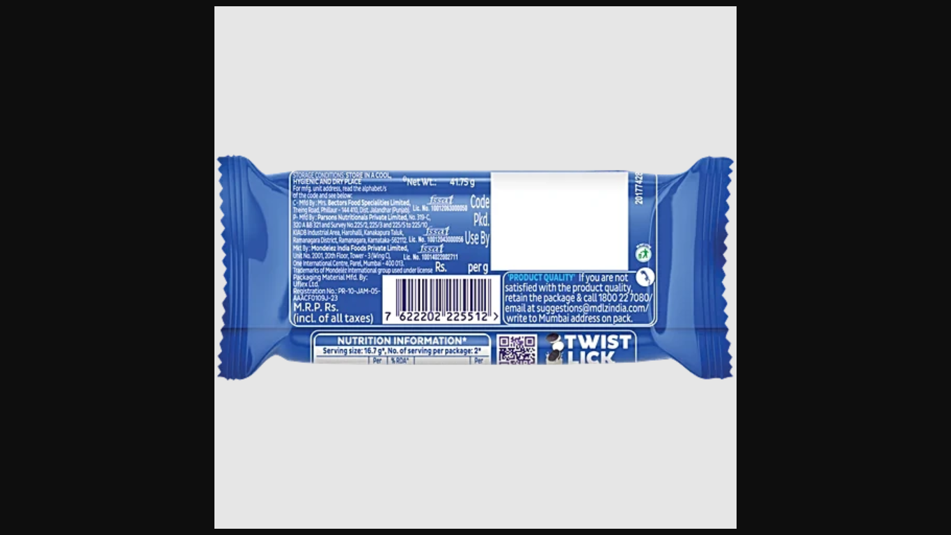 Cadbury Oreo Original Vanilla Flavoured Chocolatey Sandwich Biscuits, 41.75 g