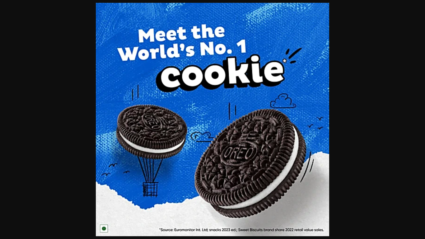 Cadbury Oreo Original Vanilla Flavoured Chocolatey Sandwich Biscuits, 41.75 g