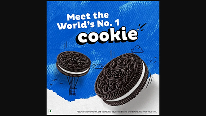 Cadbury Oreo Original Vanilla Flavoured Chocolatey Sandwich Biscuits, 41.75 g