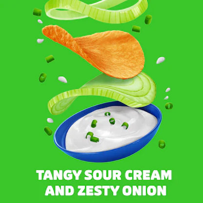 Pringles Potato Chips Sour Cream & Onion Flavour, 107 g